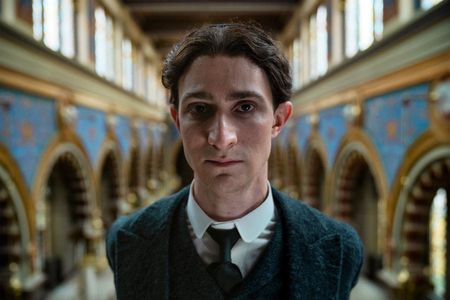 Franz Kafka (Idan Weiss) wird von Visionen bedrängt