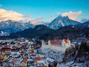Auch im Winter immer einen Besuch wert: Bayerns höchstgelegene Stadt Füssen im Allgäu Auch im Winter immer einen Besuch wert: Bayerns höchstgelegene Stadt Füssen im Allgäu