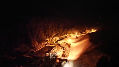 Die beleuchtete Blusenrunde Prägraten in Osttirol/Österreich ist ideal für Langläufer, die nach Einbruch der Dunkelheit eine Erkundungstour machen möchten und bewusst Abgeschiedenheit suchen