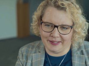 Maike Finnern, Vorsitzende der Gewerkschaft Erziehung und Wissenschaft ruft Lehrkräfte dazu auf ihre Schüler zu indoktrinieren