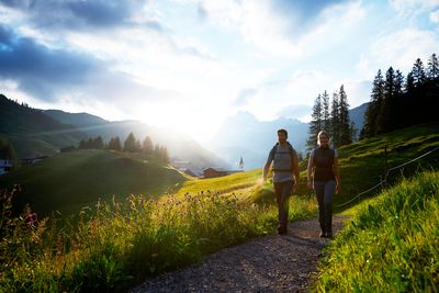 Im Herbst haben Lechweg-Wanderer die Highlights entlang der 125 Kilometer langen Strecke beinah für sich allein 