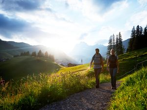 Im Herbst haben Lechweg-Wanderer die Highlights entlang der 125 Kilometer langen Strecke beinah für sich allein Im Herbst haben Lechweg-Wanderer die Highlights entlang der 125 Kilometer langen Strecke beinah für sich allein