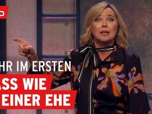 In einer Welt, in der permanent kommuniziert wird, aber kaum etwas berührt, ist Humor eines der letzten echten Unterscheidungsmerkmale