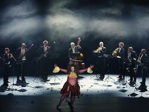 Internationales Festival für Musik und Theater »Mannheimer Sommer« Internationales Festival für Musik und Theater »Mannheimer Sommer«
