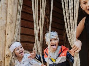 Langeweile Fehlanzeige! Beim Familienurlaub in Osttirol/Österreich entdecken Kinder den größten und schönsten Kinderspielplatz – die Natur Langeweile Fehlanzeige! Beim Familienurlaub in Osttirol/Österreich entdecken Kinder den größten und schönsten Kinderspielplatz – die Natur