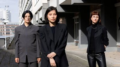 Künstlerinnen Henrike Naumann und Sung Tieu sowie Kuratorin Kathleen Reinhardt für den Deutschen Pavillon auf der 61. Kunstbiennale von Venedig
