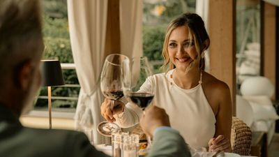 Vom klassischen 6-Gang-Gourmetmenü über den traditionellen Tiroler Abend bis hin zum wöchentlichen Fischbuffet: Die Weinbegleitung gehört im Südtiroler Hotel Mignon zum festen Bestandteil des kulinarischen Konzepts