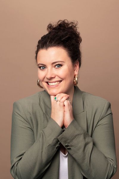 Kim Köhler, Managing Partner der Düsseldorfer PR-Agentur textschwester, wird am 21. November als Gastdozentin an der IST-Hochschule für Management unterrichten
