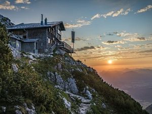 Mit einer Höhe von fast 1.800 Metern gilt der Bad Reichenhaller Gipfel des Hochstaufen als Refugium für Bergfexe – und Allergiker