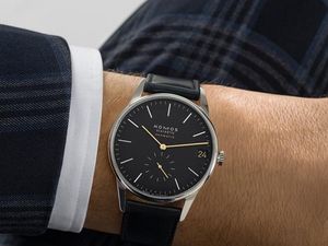 Zurückhaltung ist der vornehmste Luxus: Orion neomatik 41 Datum new black von NOMOS Glashütte Zurückhaltung ist der vornehmste Luxus: Orion neomatik 41 Datum new black von NOMOS Glashütte