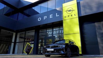 Opel verpasst Showrooms neue CI