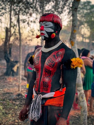 Iano Mac Yawalapiti, Szene vom Kwarup-Fest, Dorf der Yawalapiti, Indigenes Xingu-Gebiet (Brasilien)