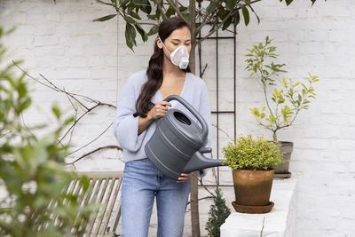 Freihändige Inhalation - Der Mesh Inhalator IN 700 von medisana – ideal für mehr Mobilität