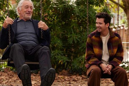 Uber macht Asa Butterfield und Robert De Niro zu besten Freunden