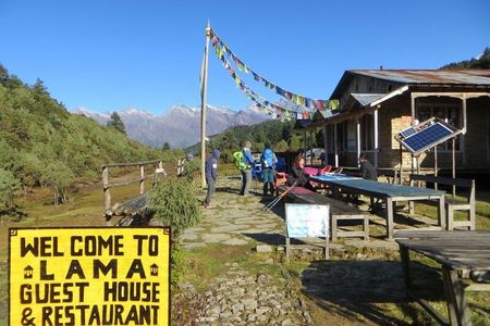 Heimat der höchsten Gipfel der Welt – seit über einem halben Jahrhundert reisen Outdoor-Fans mit Hauser Exkursionen nach Nepal
