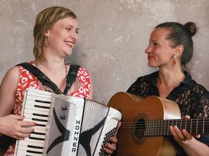 Judith Antkowiak und Ernestine Luise 