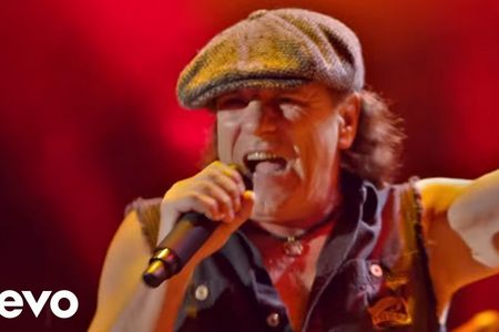 „POWER UP" wird die erste Europatournee der Band seit acht Jahren sein und sie in einigen der größten Stadien des Kontinents auftreten lassen