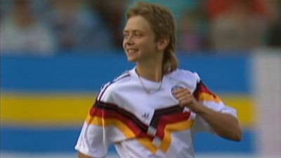 MÄDCHEN KÖNNEN KEIN FUSSBALL SPIELEN | Petra Landers im Halbfinale der EM 1989