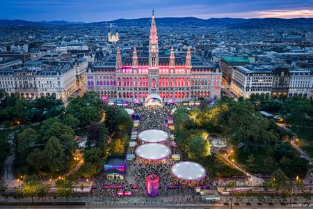 Der Treffpunkt aller ESC-Fans am Wiener Rathausplatz 