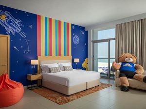 Jetzt wird’s flauschig – mit den ersten Build-A-Bear-Themensuiten weltweit im Centara Mirage Beach Resort in Dubai Jetzt wird’s flauschig – mit den ersten Build-A-Bear-Themensuiten weltweit im Centara Mirage Beach Resort in Dubai