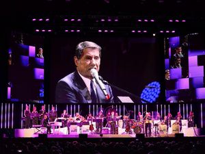 Da Capo Udo Jürgens - Die Original-Show mit dem Orchester Pepe Lienhard Da Capo Udo Jürgens - Die Original-Show mit dem Orchester Pepe Lienhard