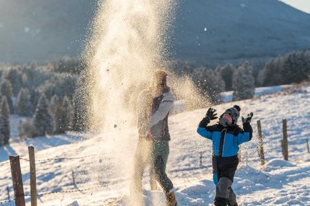 Mit Schneezauber und jeder Menge Spaß: Kinder entdecken den Naturpark Ammergauer Alpen