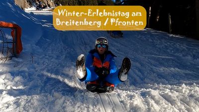 Die längste Naturrodelbahn des Allgäus lockt große und kleine Schlittenfans auf den Breitenberg.