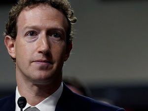 Mark Zuckerberg will die freie Meinungsäußerung wiederherstellen Mark Zuckerberg will die freie Meinungsäußerung wiederherstellen