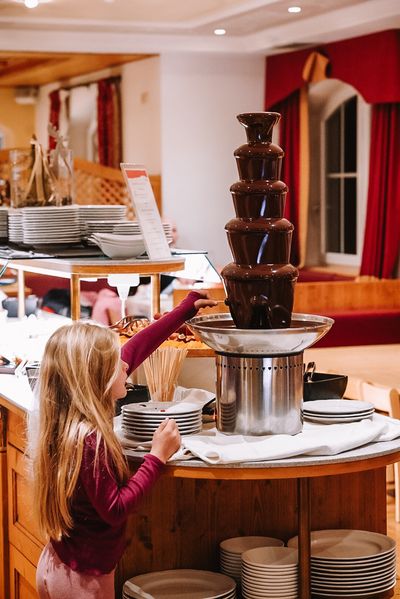 Highlight für die Kleinen dürfte allerdings das Dessertbuffet mit Schokobrunnen sein