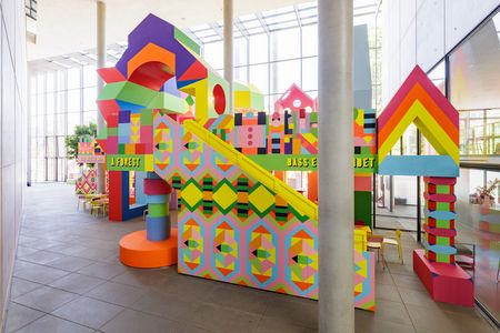 Die Pinakothek der Moderne in München ist um eine Attraktion reicher