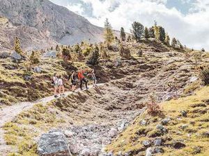 Auf 1.600 Meter Höhe und umgeben von Dolomitengipfeln gelegen, ist das Maria Adventure Family Hotel in Obereggen Ausgangspunkt für alpine Aktivitäten mit der ganzen Familie Auf 1.600 Meter Höhe und umgeben von Dolomitengipfeln gelegen, ist das Maria Adventure Family Hotel in Obereggen Ausgangspunkt für alpine Aktivitäten mit der ganzen Familie