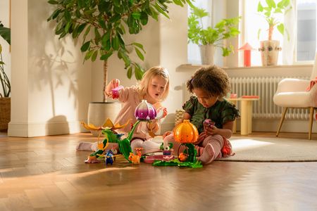 Mit den fantasievollen Spielsachen von BRIO Flora erweitern die österreichischen harry’s home hotels ihr Angebot in den Kinderspielzimmern für kleine Gäste ab drei Jahren
