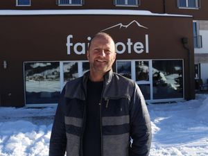Voller Tatendrang: Hans Eder, der im November 2013 das 1. Passiv-Energie-Hotel Tirols eröffnete Voller Tatendrang: Hans Eder, der im November 2013 das 1. Passiv-Energie-Hotel Tirols eröffnete