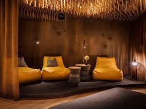 In den speziell eingerichteten Ruheräumen der Ayurveda-Abteilung im österreichischen Hotel Jungbrunn entspannen Fans der indischen Heilkunst In den speziell eingerichteten Ruheräumen der Ayurveda-Abteilung im österreichischen Hotel Jungbrunn entspannen Fans der indischen Heilkunst