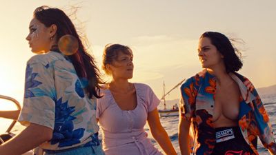 Ruby (Souheila Yacoub), Nicole (Sanda Codreanu