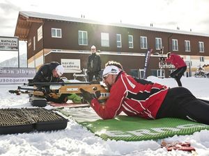 Puls runter, Feuer frei: Beim Volksbiathlon in Hochfilzen messen sich Amateure