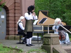 Bühne - "OPEN AIR im WASSERPARK" Bühne - "OPEN AIR im WASSERPARK"