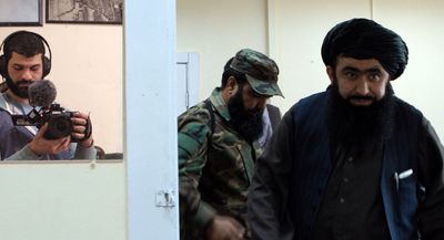 Die Taliban in der Militärbasis