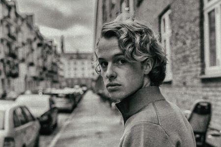 Fans dürfen sich 2024 auf den schwedischen Singer-Songwriter Isak Danielson freuen