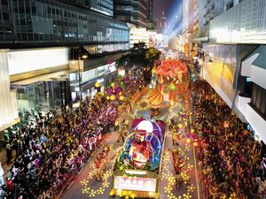 Chinesisches Neujahr in Hongkong: Von authentischen Traditionen bis zu bunten Feierlichkeiten Chinesisches Neujahr in Hongkong: Von authentischen Traditionen bis zu bunten Feierlichkeiten