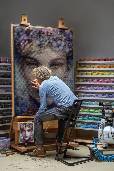 Maxim Wakultschik in seinem Atelier/Studio