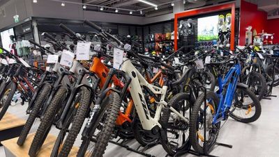 Fahrräder: Die Geschäfte und Lager sind voll