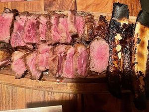 Der Grill ist die Bühne – aber nicht der Star Der Grill ist die Bühne – aber nicht der Star