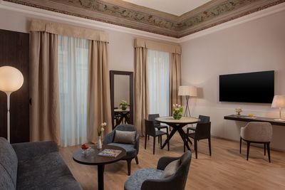 Das Hotel verfügt über 86 Zimmer und Suiten in verschiedenen Kategorien 
