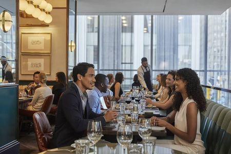 Das Four Seasons Hotel Toronto at Yorkville  hat zwei Sterne für sein Restaurant bekommen