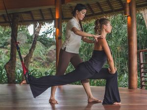 Im thailändischen Kamalaya Wellness Sanctuary & Holistic Spa auf Koh Samui finden Gäste in Zeiten von Dauerstress und digitaler Überlastung Raum für medizinisch fundierte Regeneration und nachhaltige Stärkung von Körper und Geist Im thailändischen Kamalaya Wellness Sanctuary & Holistic Spa auf Koh Samui finden Gäste in Zeiten von Dauerstress und digitaler Überlastung Raum für medizinisch fundierte Regeneration und nachhaltige Stärkung von Körper und Geist