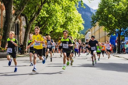 Der DARE2B Alpenstadt City & Trail lockt Bad Reichenhalls sportliche Einwohner und Besucher jeweils im Mai auf die Straßen sowie den Hausberg der oberbayerischen Kurmetropole