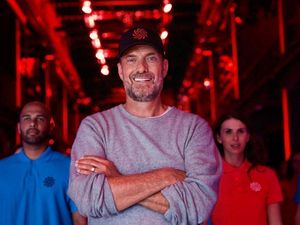 Jürgen Klopp setzt sich für Mediamarkt-Saturn ein Jürgen Klopp setzt sich für Mediamarkt-Saturn ein