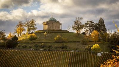 Die Grabkapelle auf dem Württemberg in Stuttgart wurde nach dem Entwurf des Hofbaumeisters Giovanni Salucci errichtet
