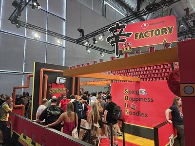 Auf der Veranstaltung präsentierte Nongshim eine Reihe interaktiver Inhalte, die Shin Ramyun mit dem Gaming-Bereich verbanden